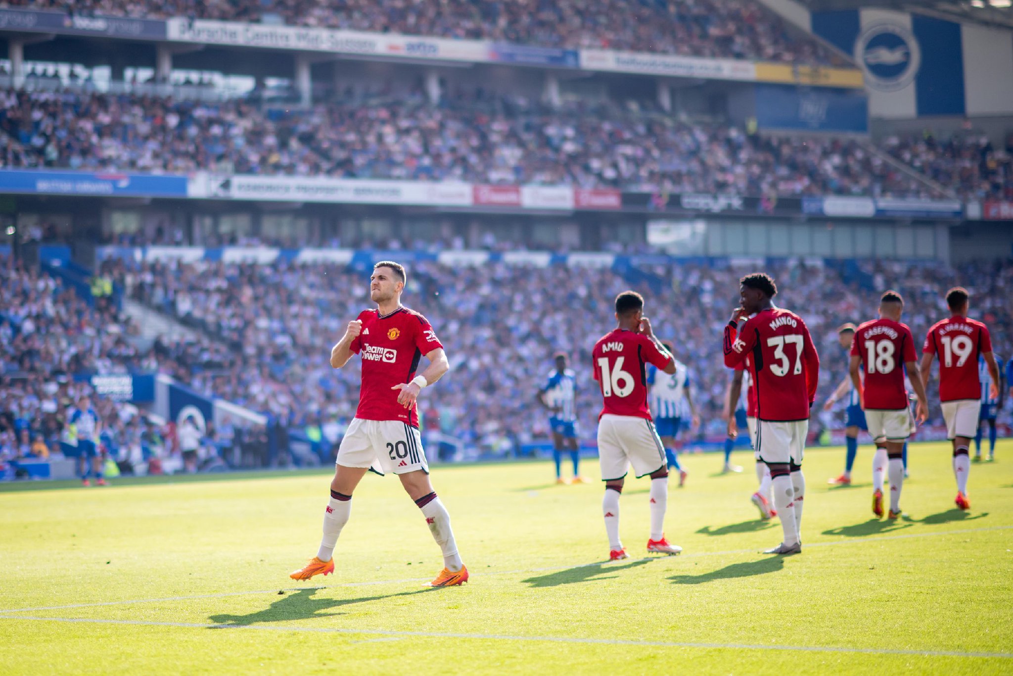 通过年轻球 通过年轻球